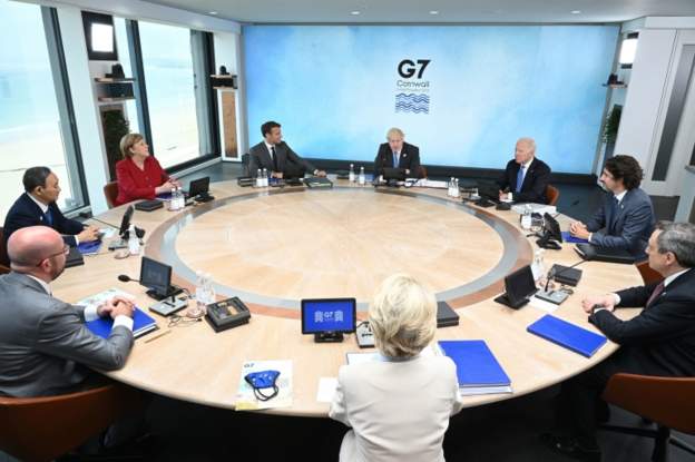 G7 leaders round table - enlarge